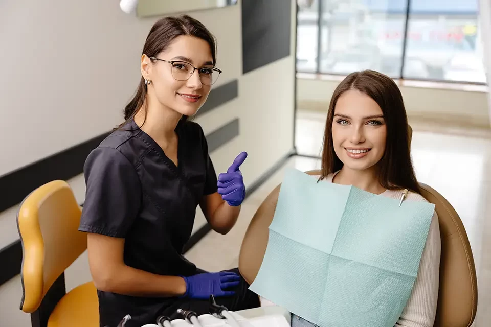 Cosmetic Dentist vs General Dentist: Definitions That Actually Help
